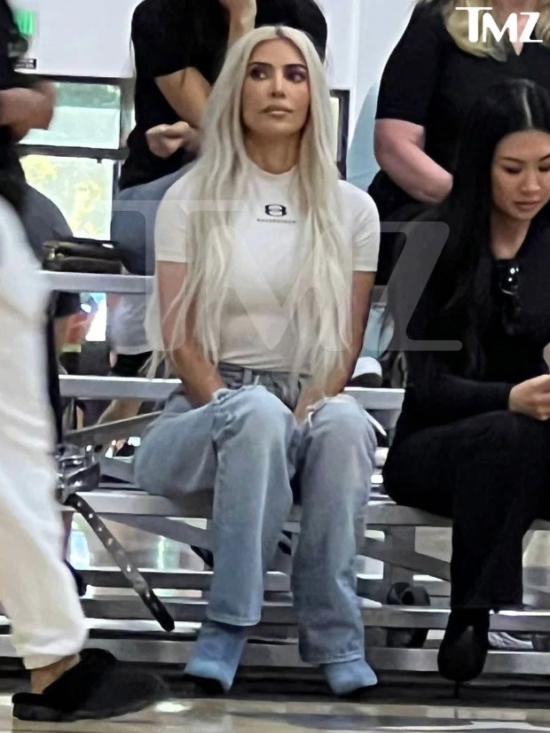 kim kardashian cham mat kanye west anh 2