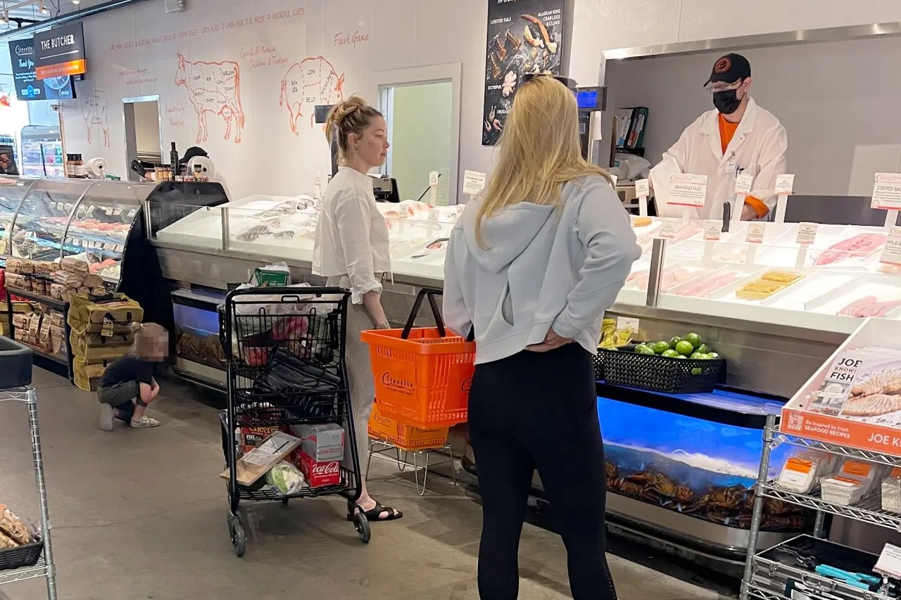 Amber Heard thua kien Johnny Depp anh 1