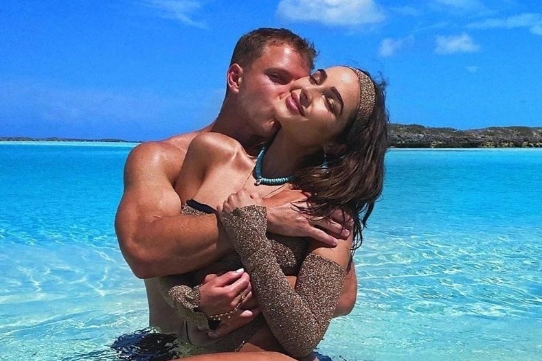 Chuyen tinh cua Hoa hau Olivia Culpo va ban trai cau thu hinh anh