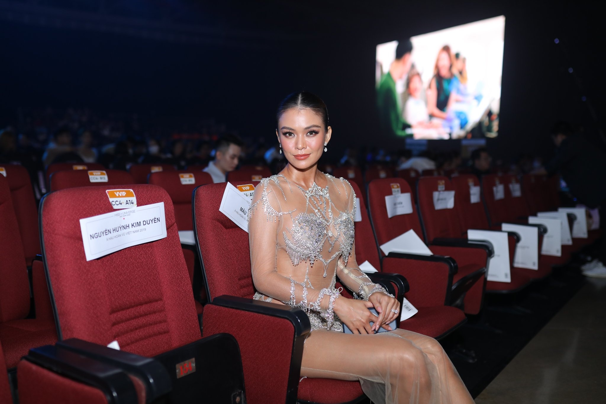 hoa hau hoan vu viet nam anh 2