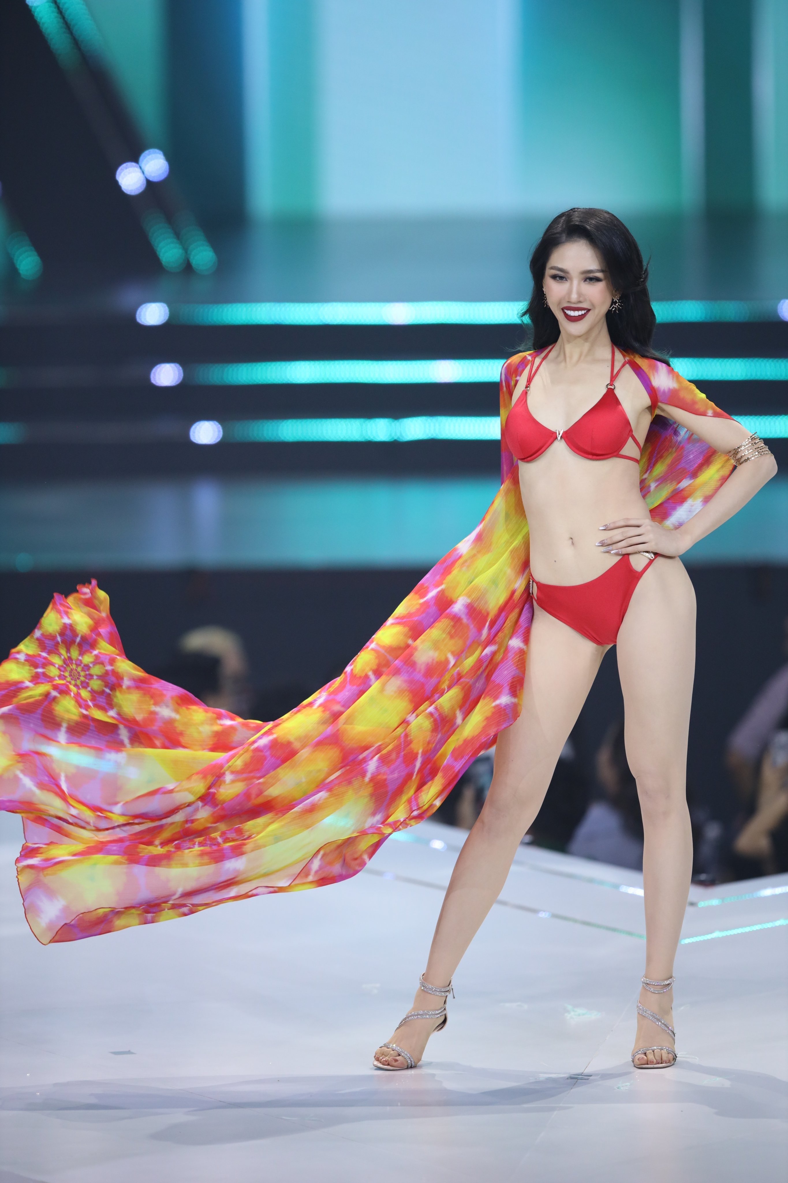 hoa hau hoan vu viet nam anh 1