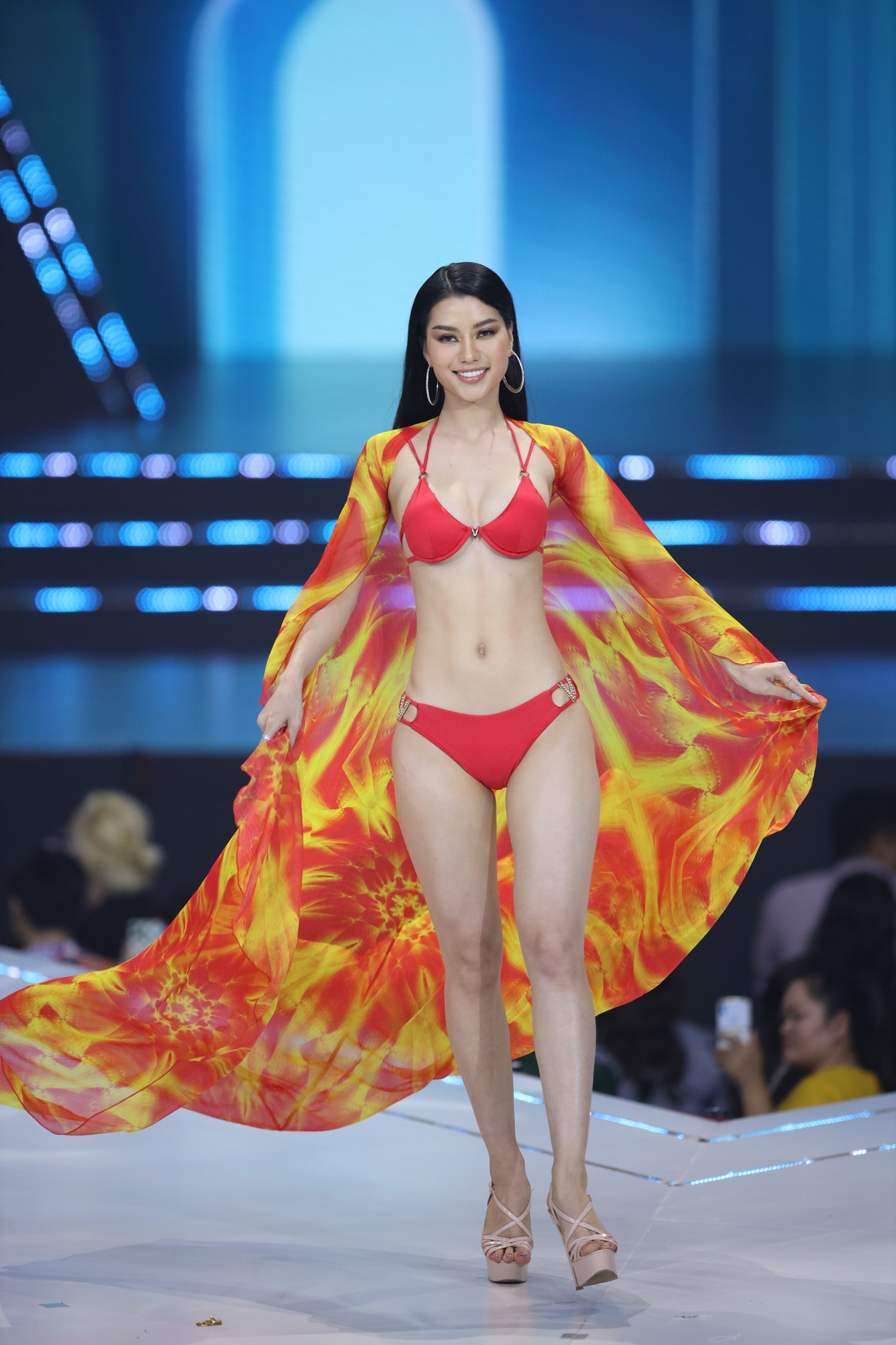 hoa hau hoan vu viet nam anh 10