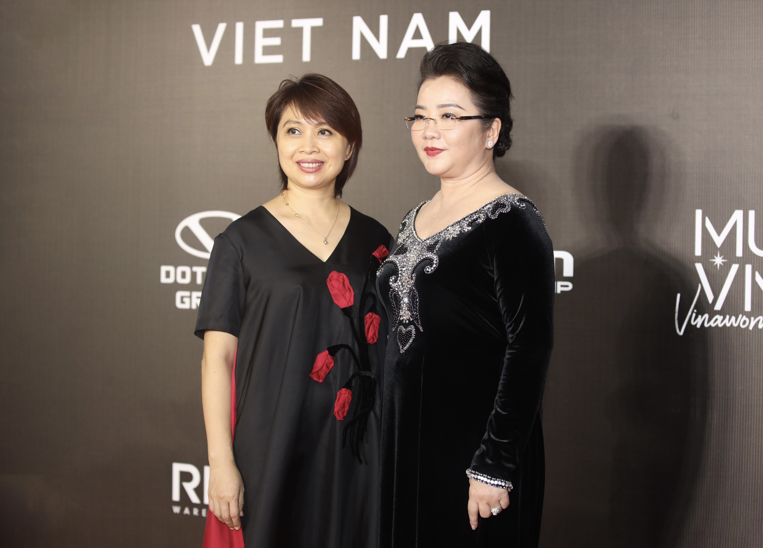 hoa hau hoan vu viet nam anh 19