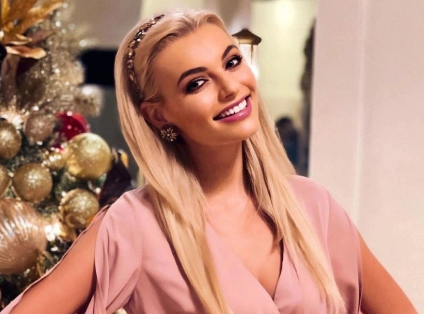 Nguoi dep Ba Lan la Hoa hau cua cac hoa hau 2021 hinh anh