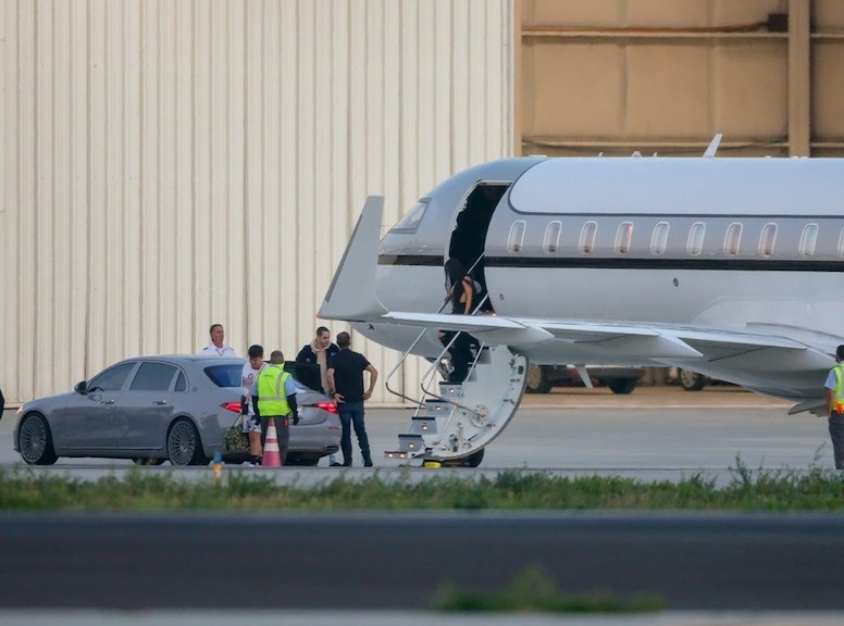 chuyen co 150 trieu USD cua Kim Kardashian anh 7