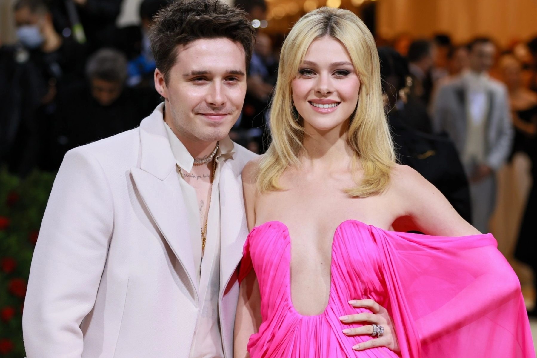 Su nghiep lan dan cua Brooklyn Beckham sau khi cuoi vo hinh anh