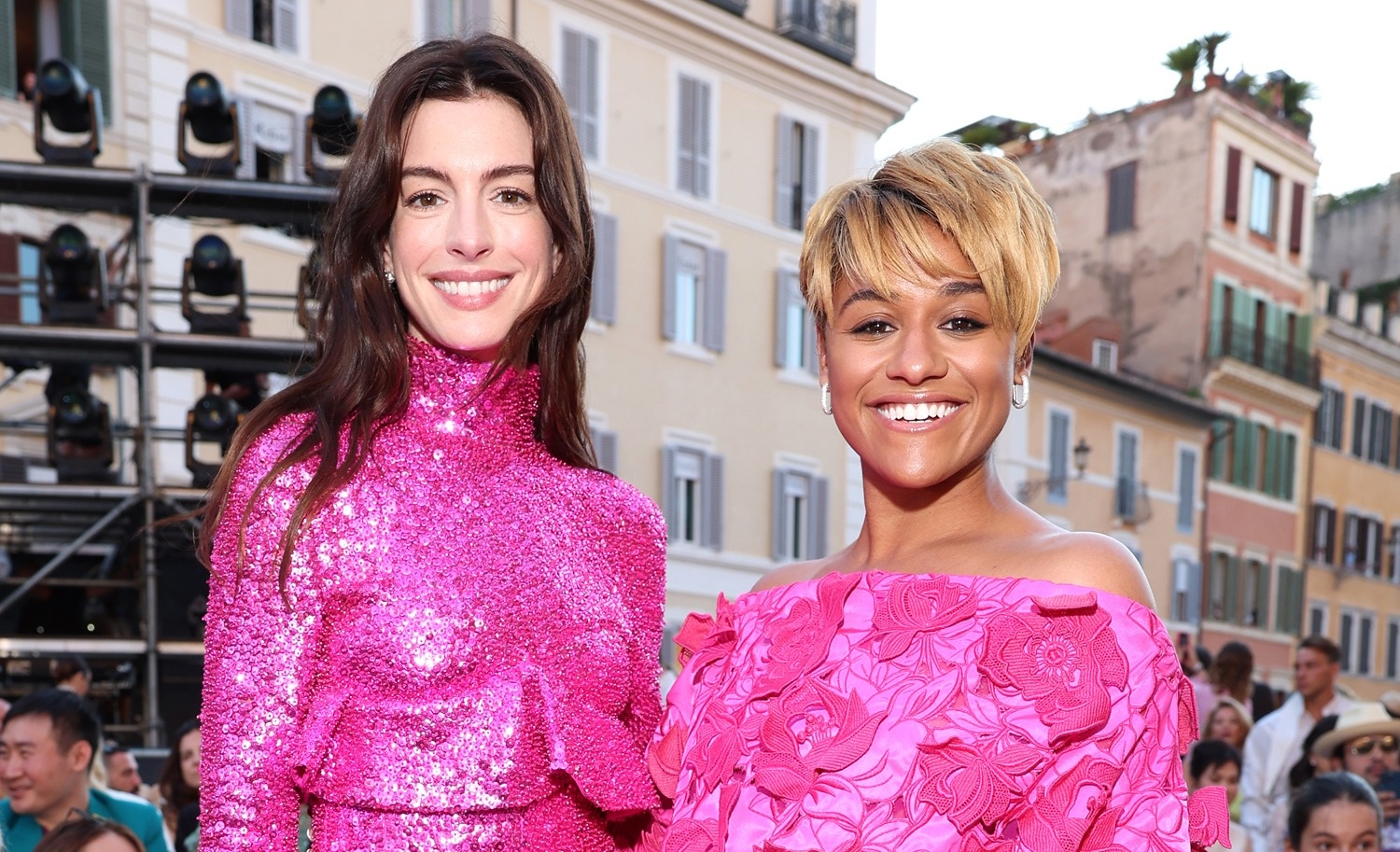 Dien vien Black Widow lang xe mot khong noi y anh 6