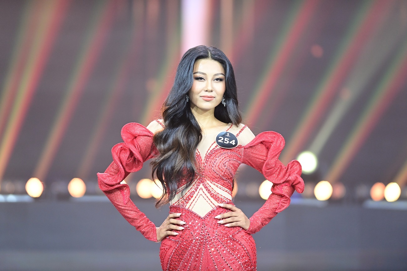 hoa hau cac dan toc anh 1