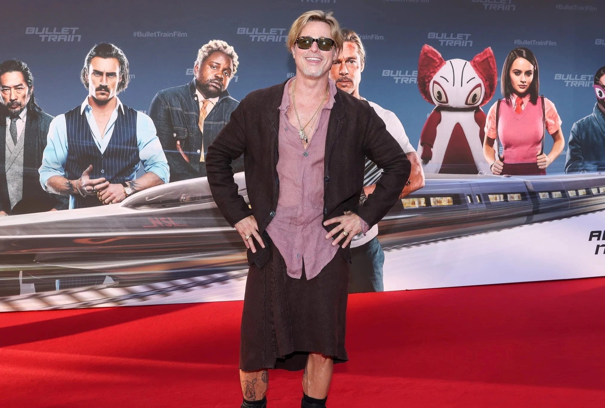 Brad Pitt mac vay hinh anh