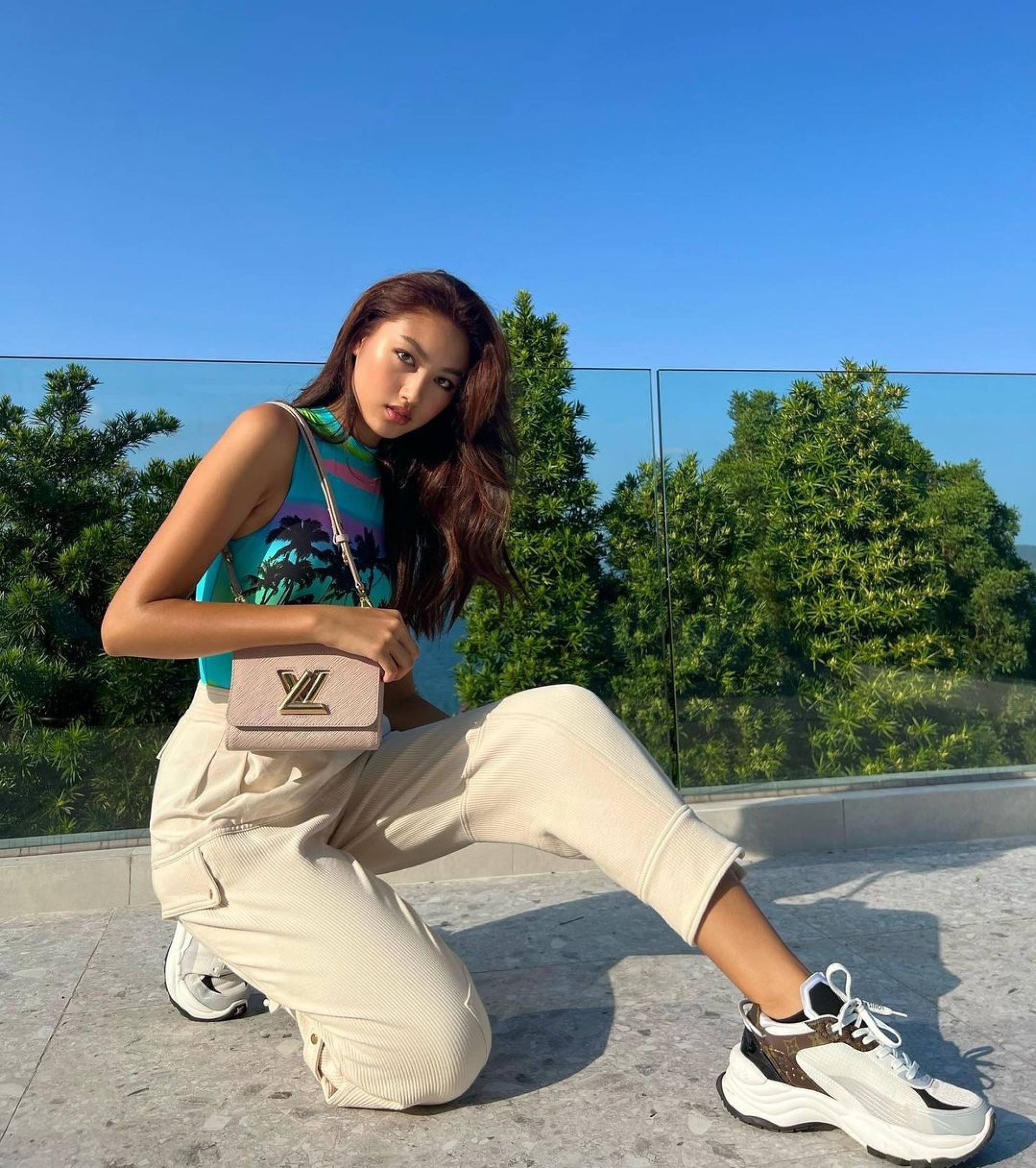 con gai Nham Dat Hoa anh 5