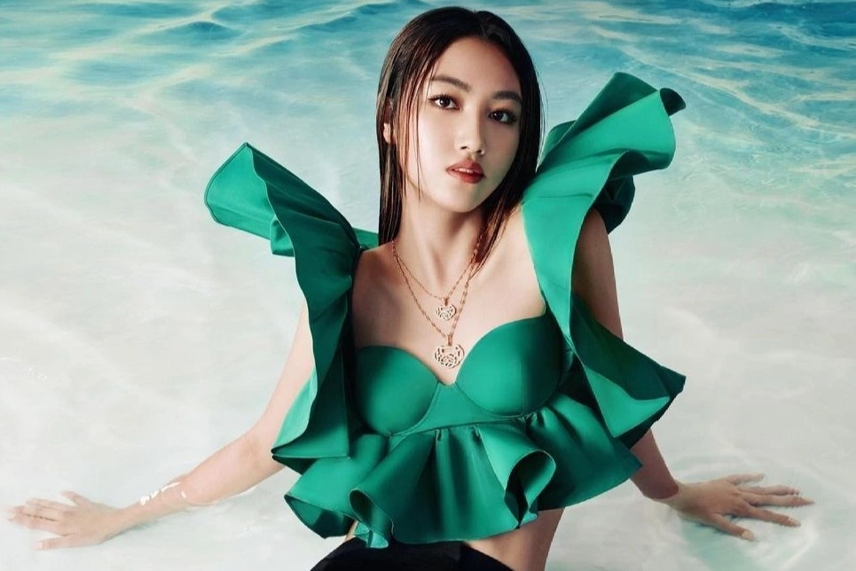 Con gai Nham Dat Hoa theo duoi su nghiep nguoi mau hinh anh