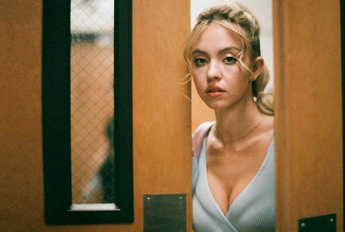 nu dien vien dam me dong canh nong anh 1