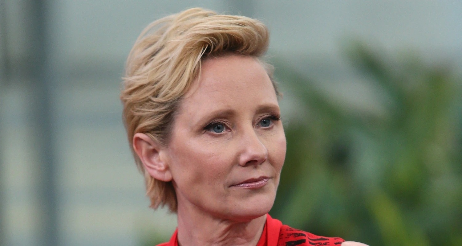 Anne Heche qua doi sau tai nan giao thong anh 1