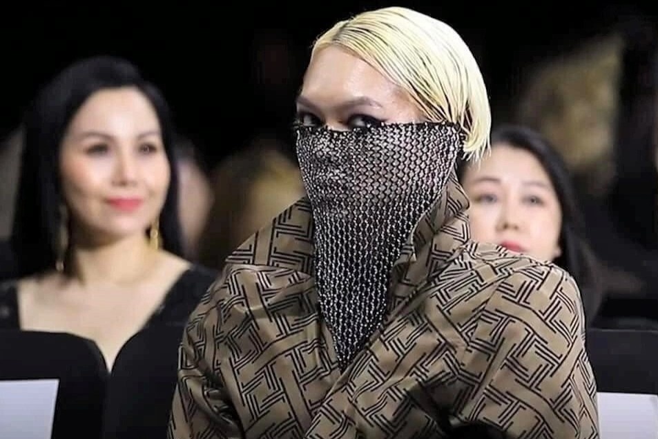 Hang ghe dau thoi trang mat gia tri vi TikToker tai tieng hinh anh