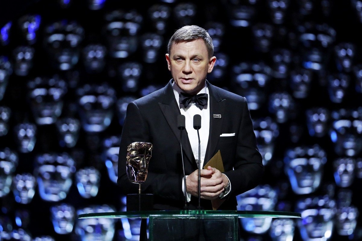 Simon Cowell tiem botox anh 5