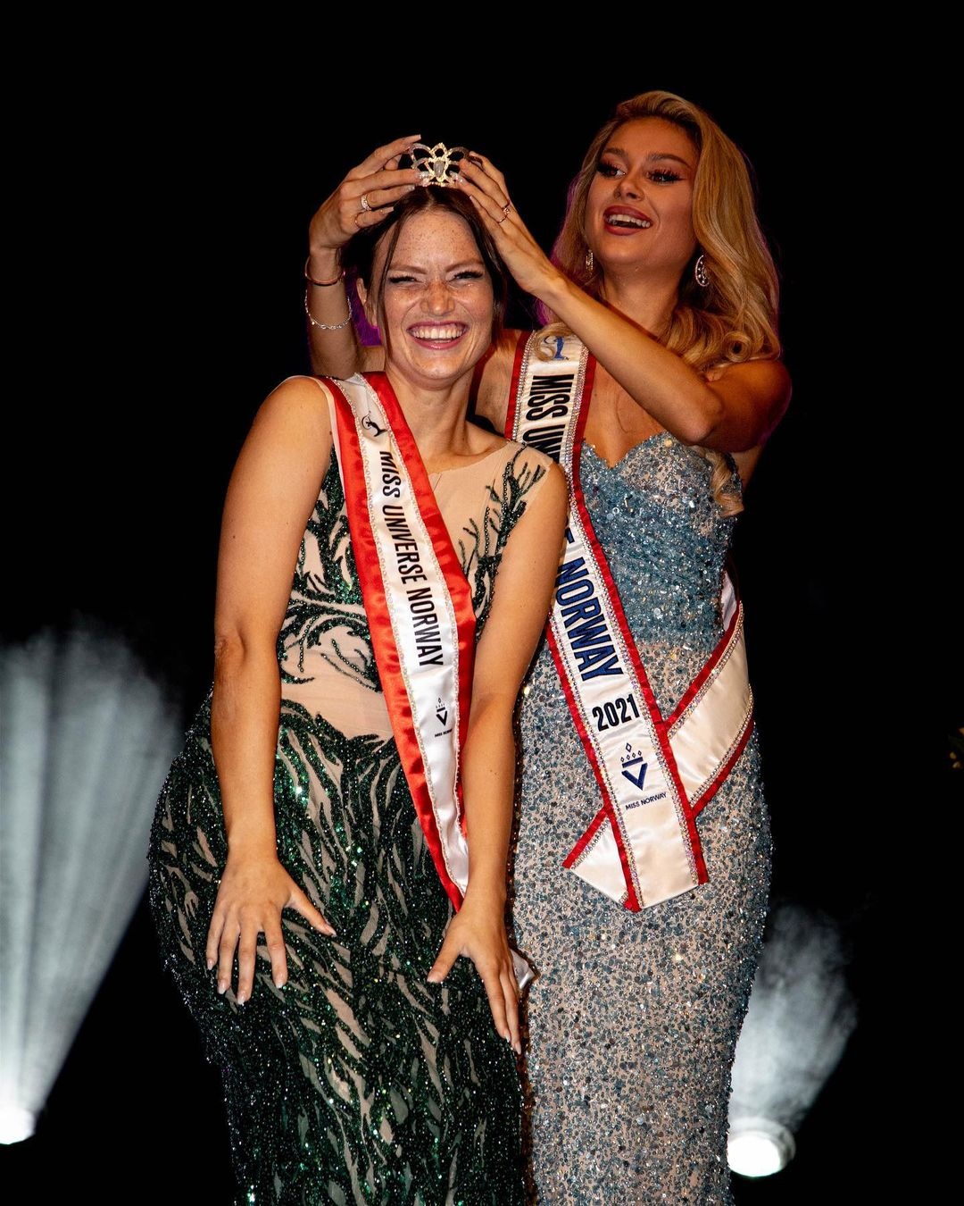 Hoa hau Hoan vu anh 1