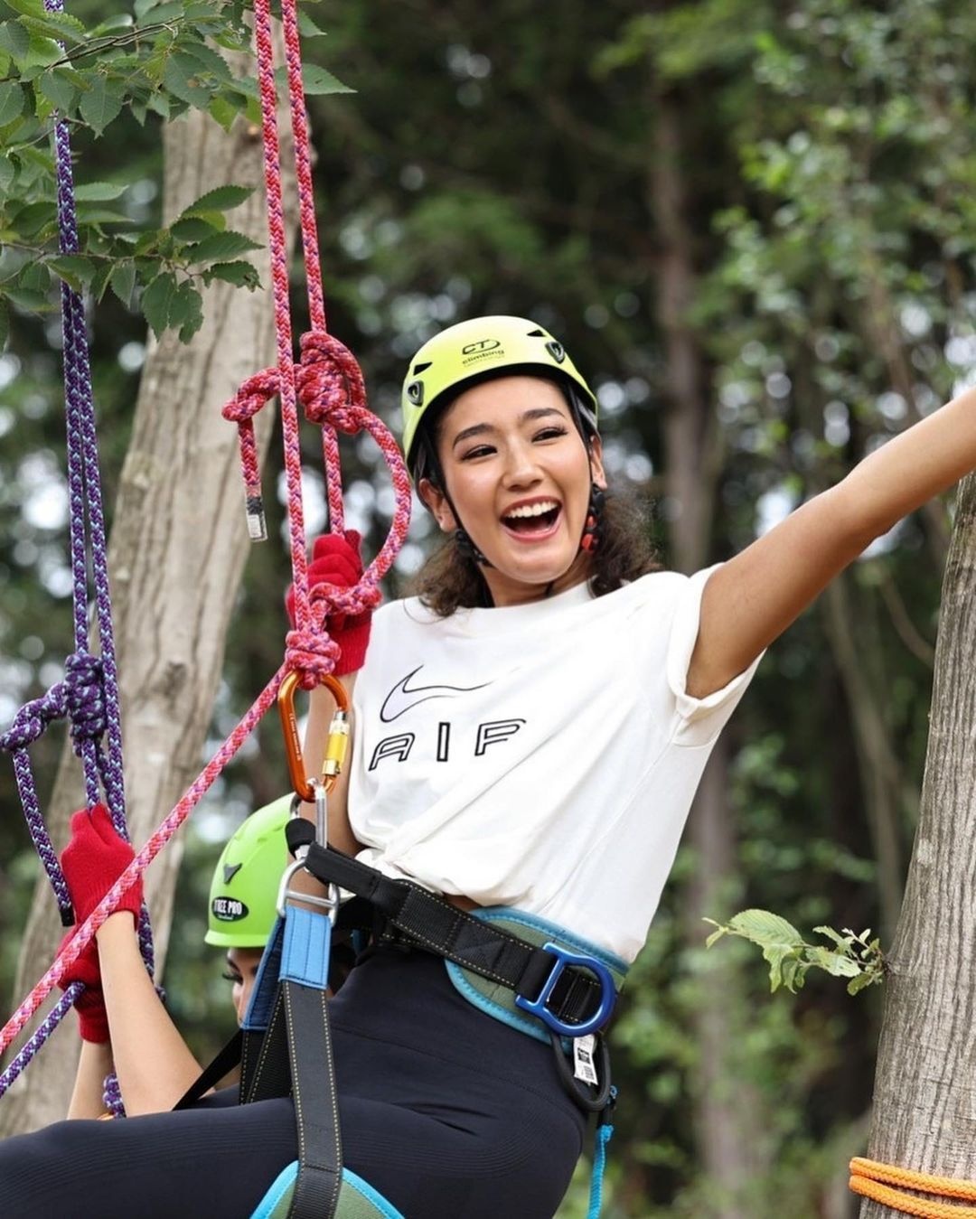 Hoa hau Hoan vu anh 12