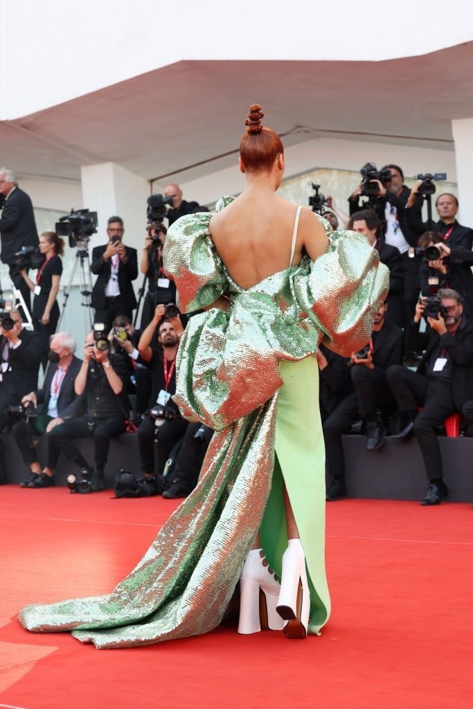 Thien than noi y anh 9