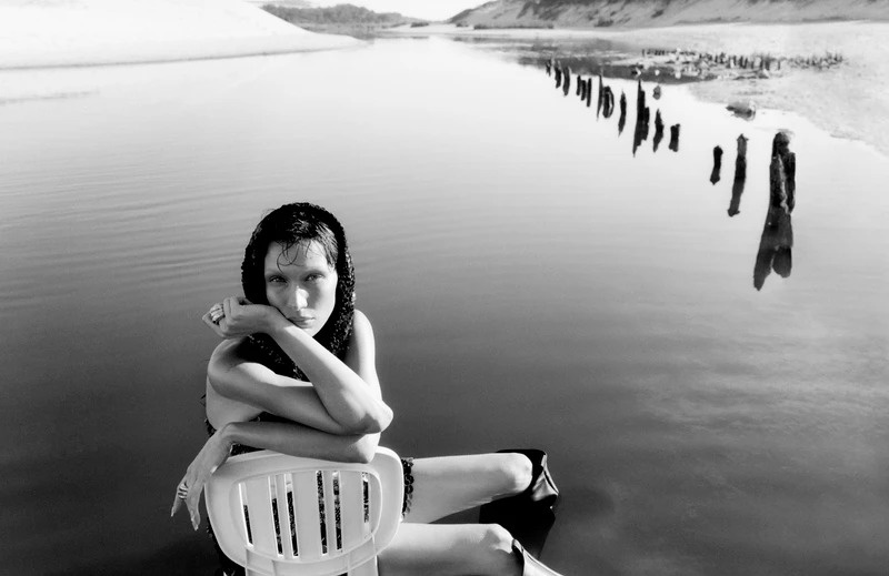 Bella Hadid khoc moi dem anh 5