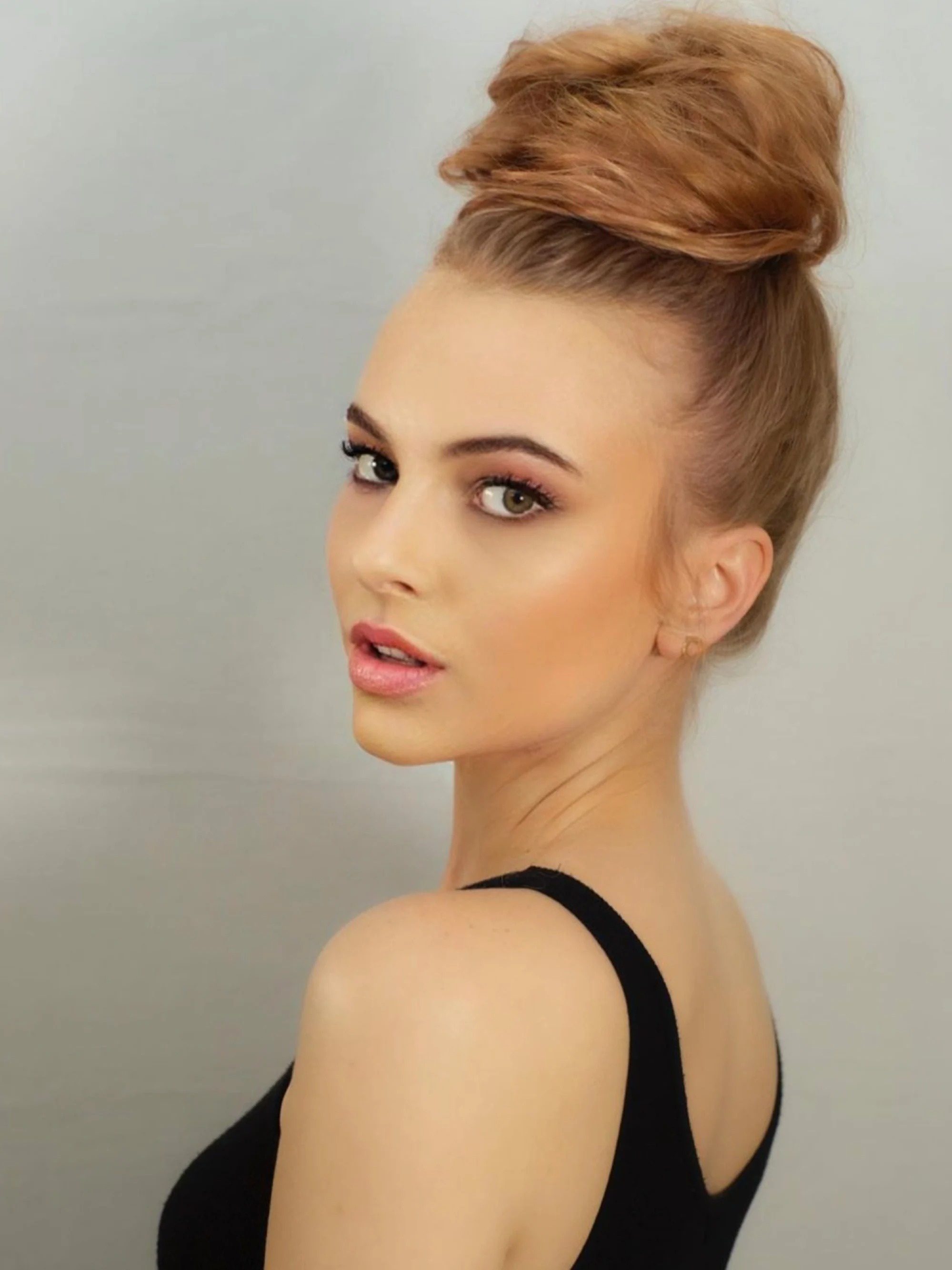 Cháu giá Estée Lauder ảnh 3 Chau gia Estee Lauder anh 3