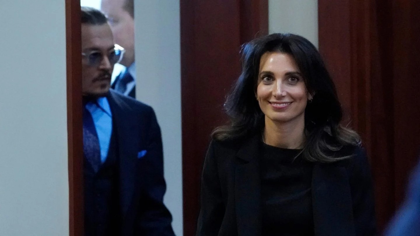 Johnny Depp co ban gai anh 8