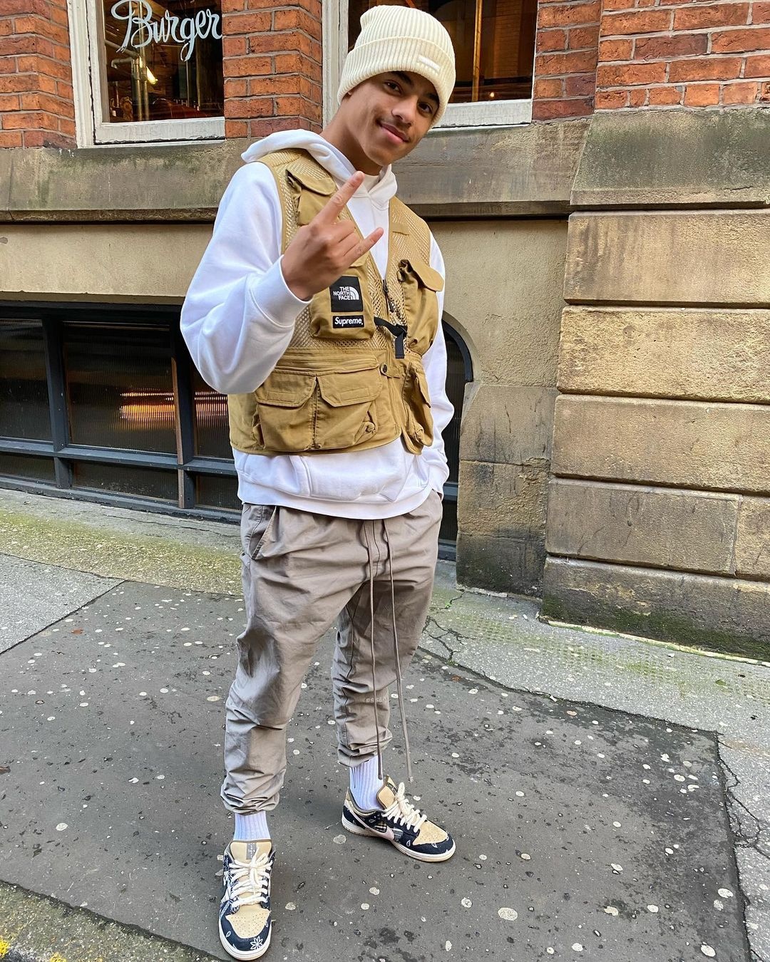 Mason Greenwood bị bắt ảnh 10 Mason Greenwood bi bat anh 10