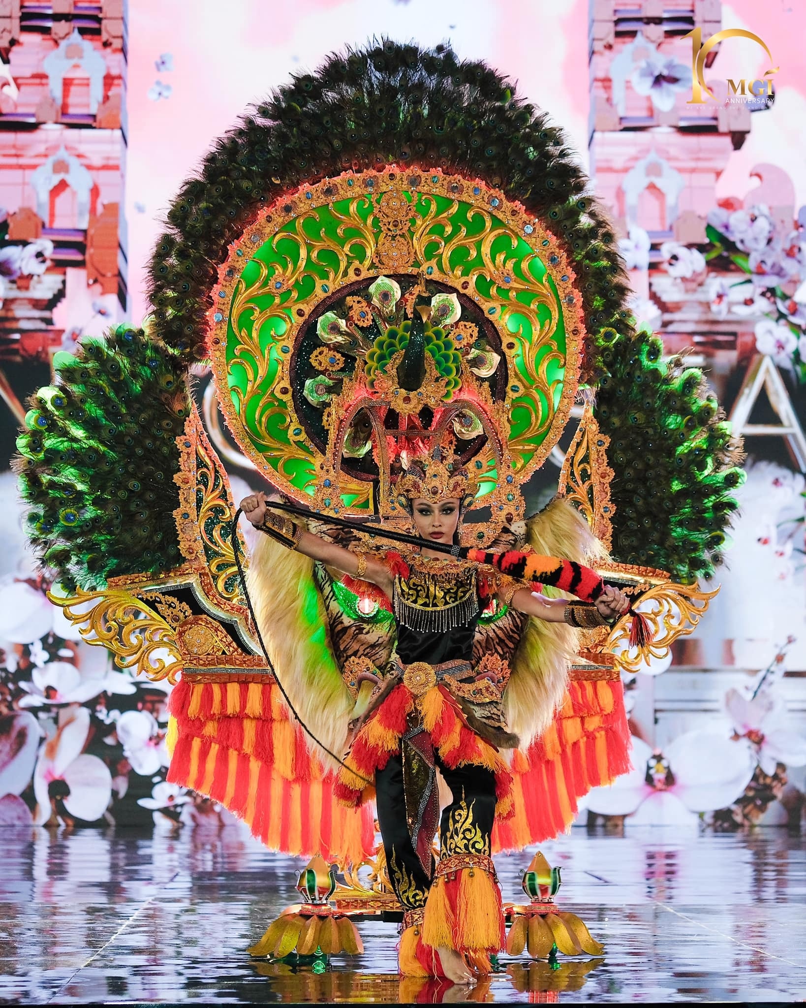 Hoa hau Hoa binh anh 8