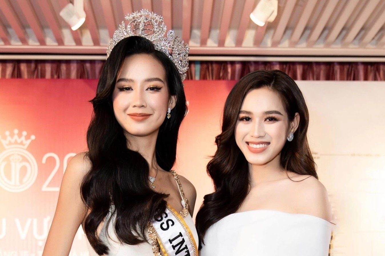 Tranh cai viec Bao Ngoc lam giam khao Hoa hau Viet Nam 2022 hinh anh