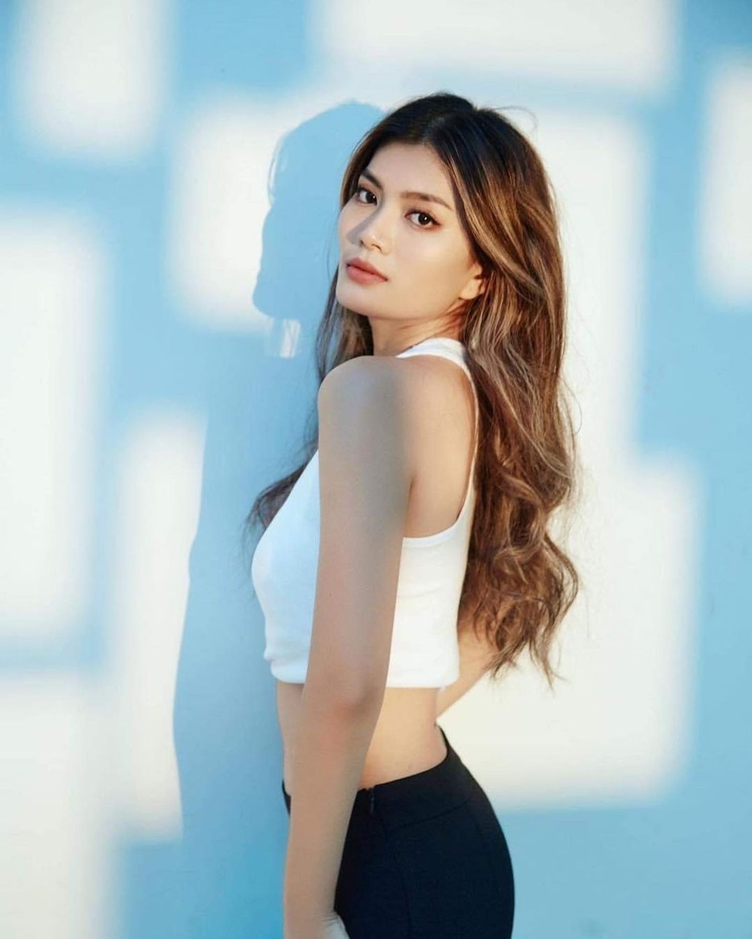 Hoa hau Hoa binh anh 2