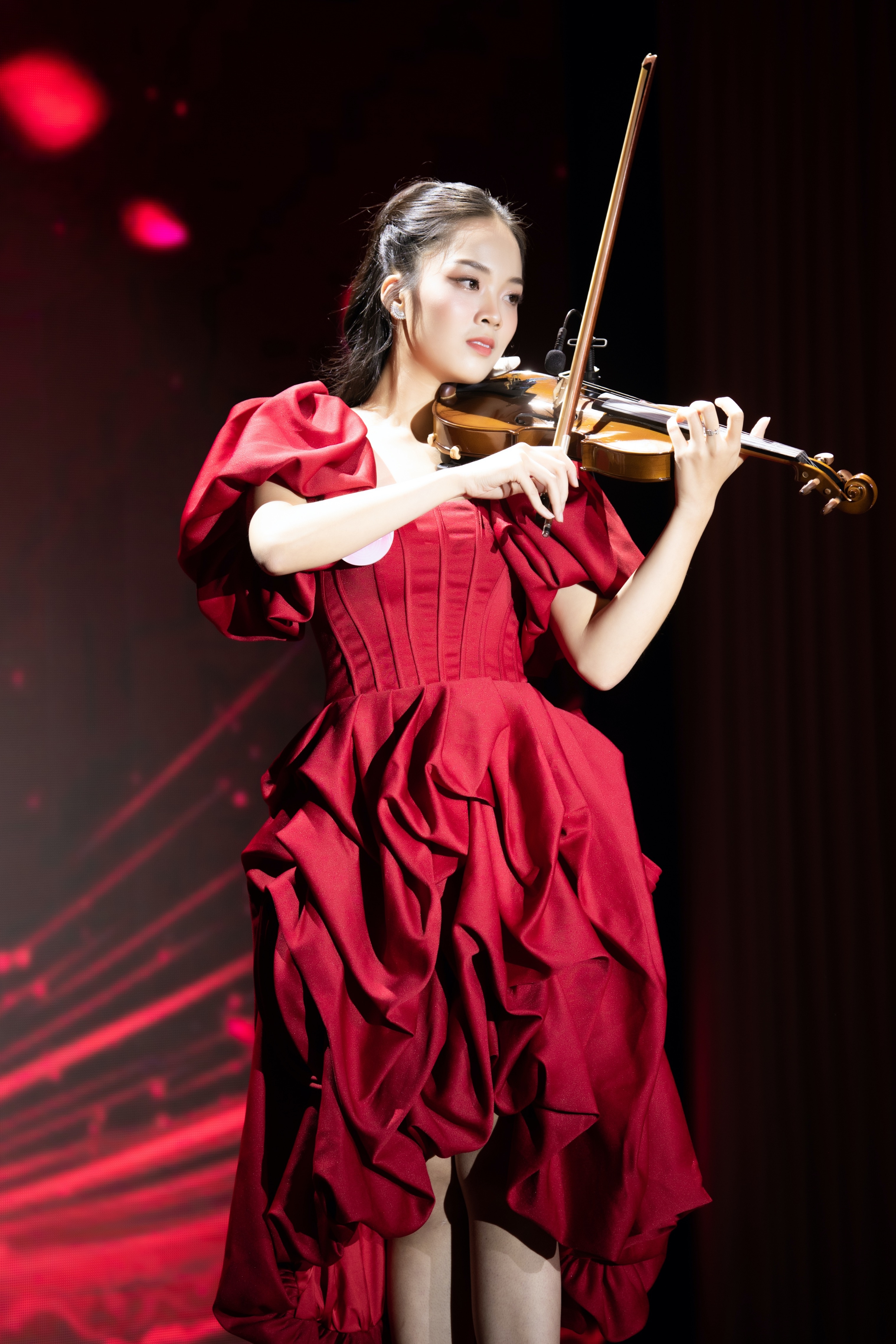 Hoa hau Viet Nam anh 7