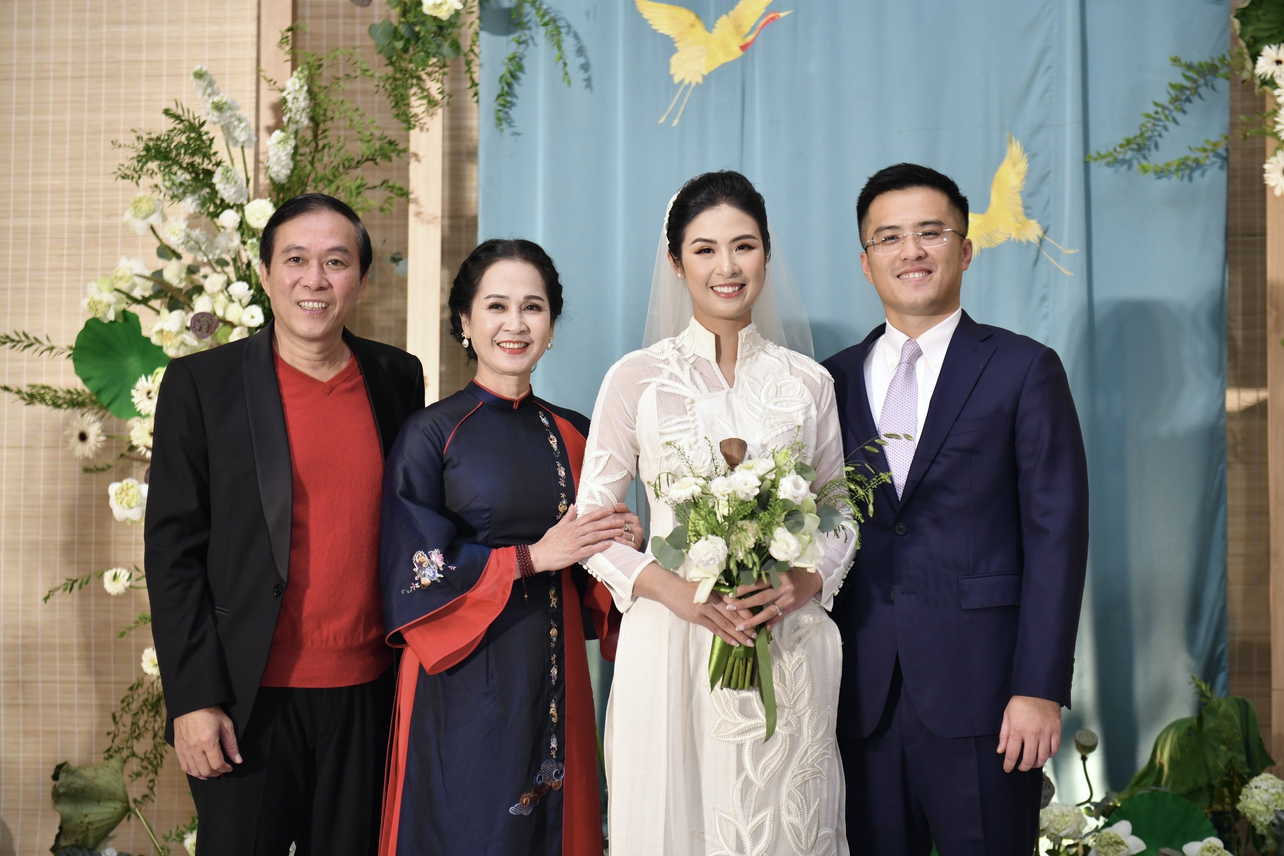 Ngoc Han cuoi anh 11