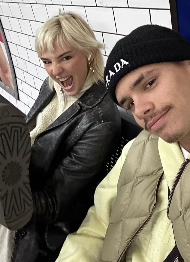 Romeo Beckham ảnh 2 Romeo Beckham anh 2