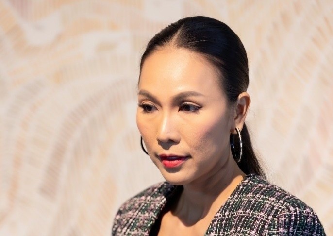 Ca si Khanh Ngoc ke ve quang thoi gian khung hoang sau ly hon hinh anh