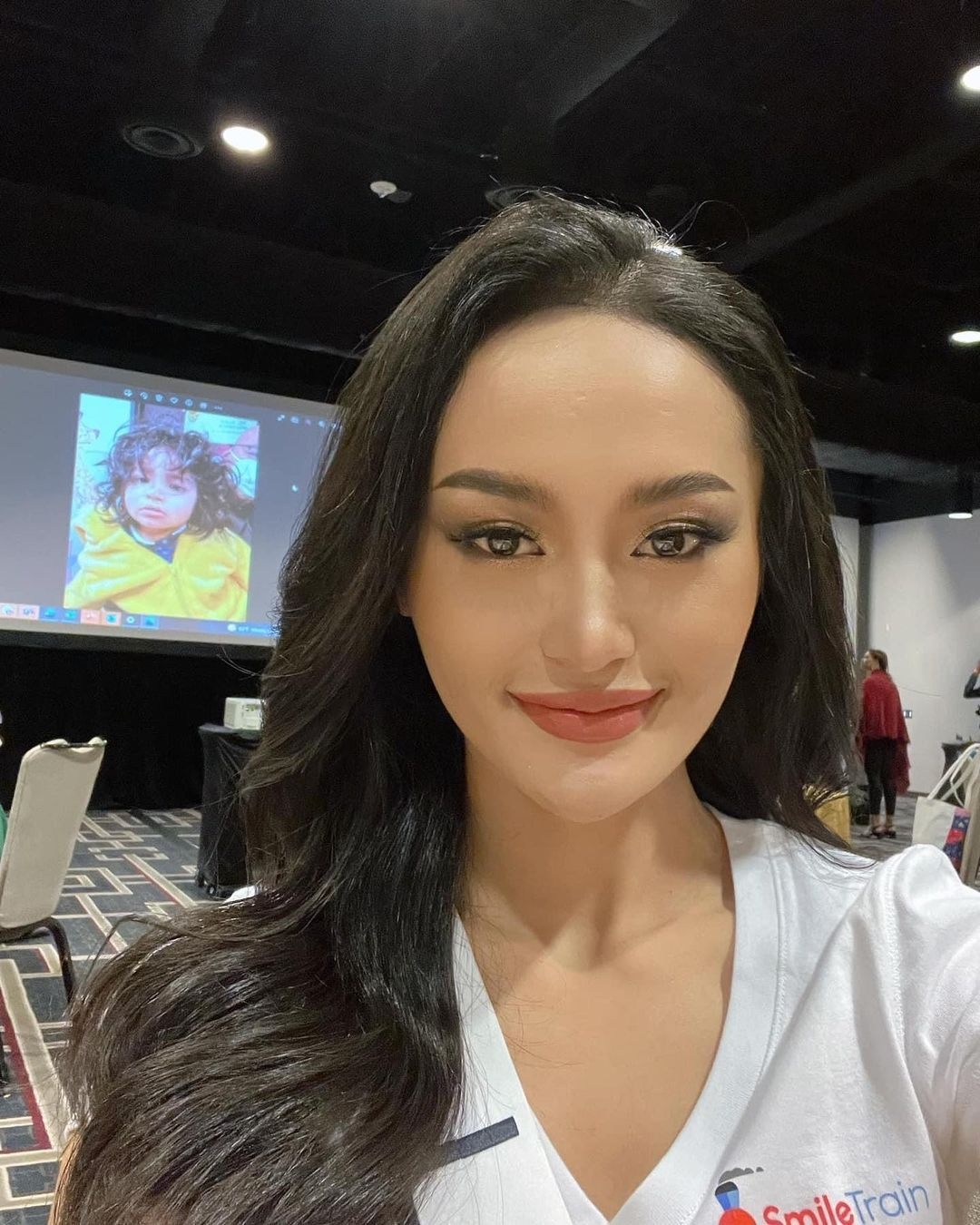 Hoa hau Hoan vu anh 4