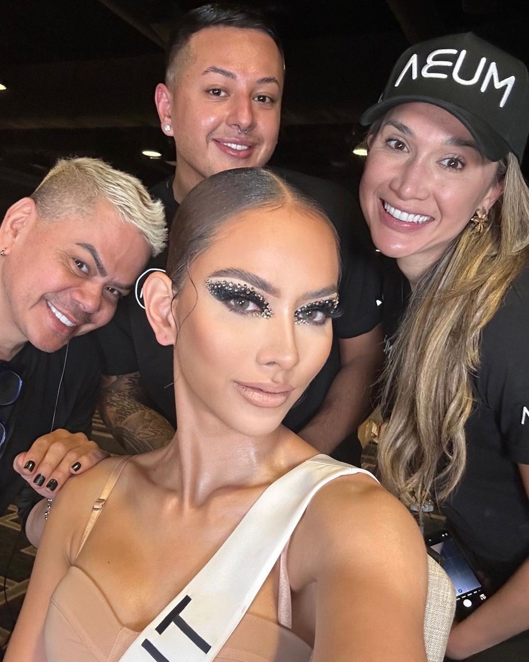 Hoa hau Hoan vu anh 6