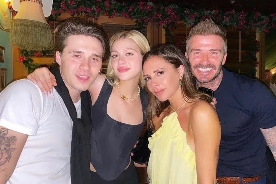 Victoria Beckham than thiet voi con dau sau mau thuan hinh anh