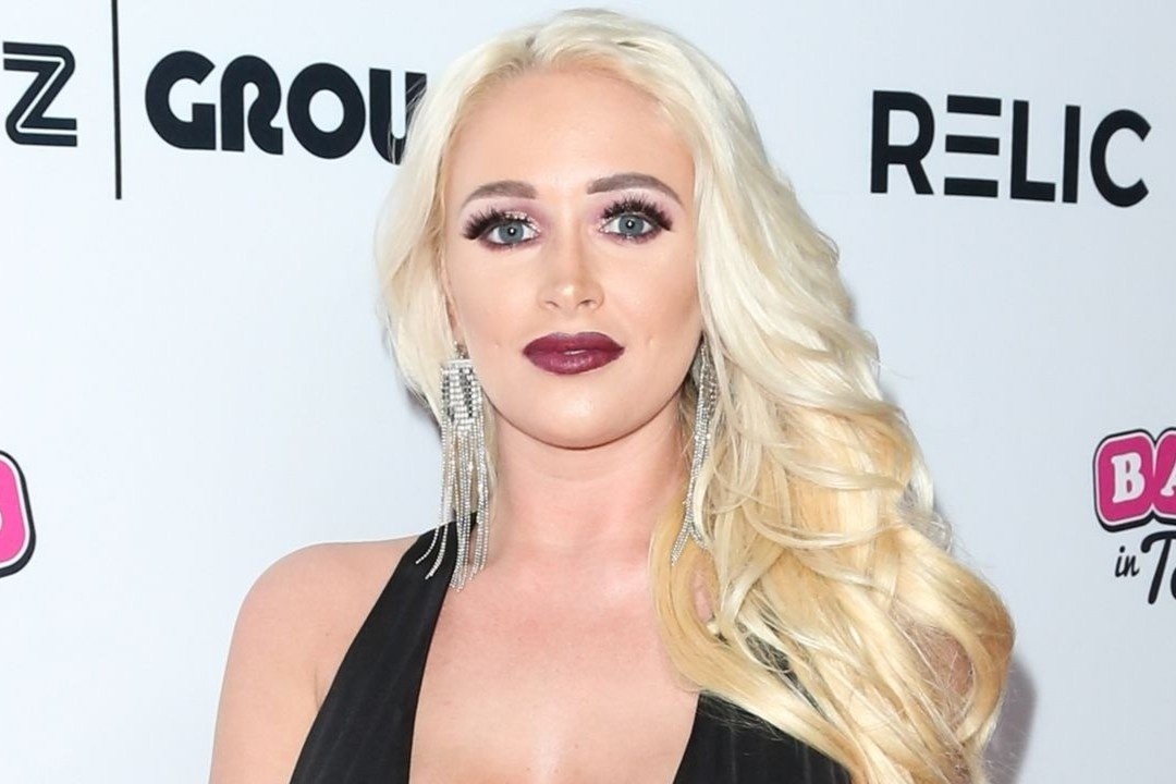 Cuu nguoi mau ngoi tu vi sat hai nguoi tinh lon tuoi hinh anh