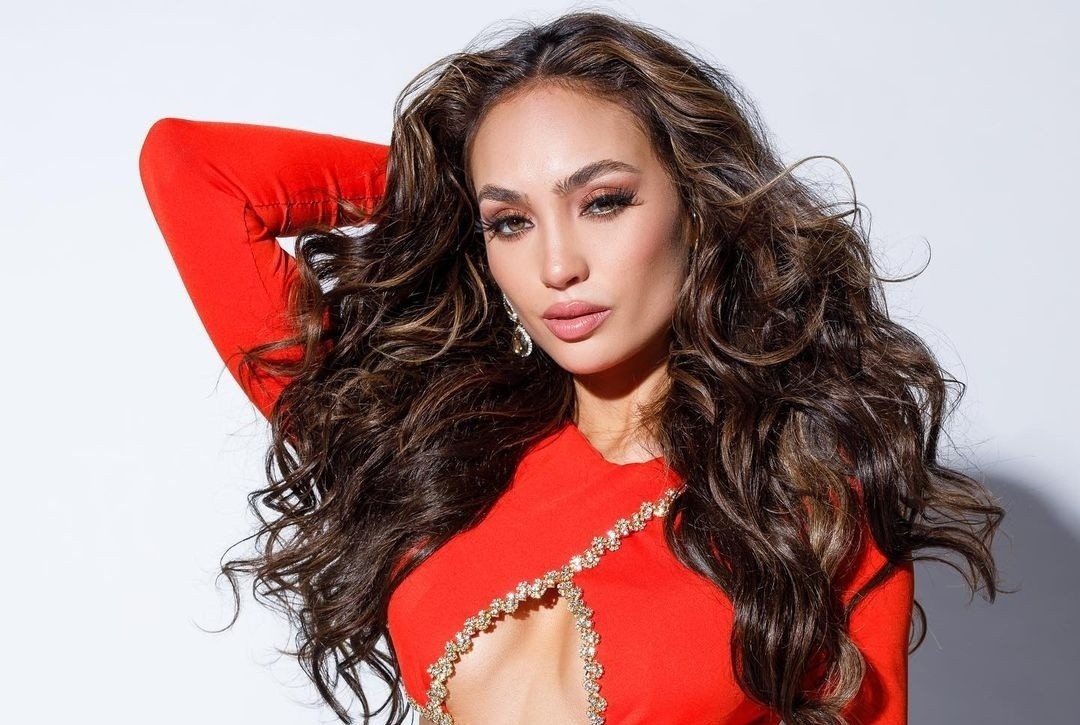 Nguoi dep vuong tin don mua giai Hoa hau My dang quang Miss Universe hinh anh