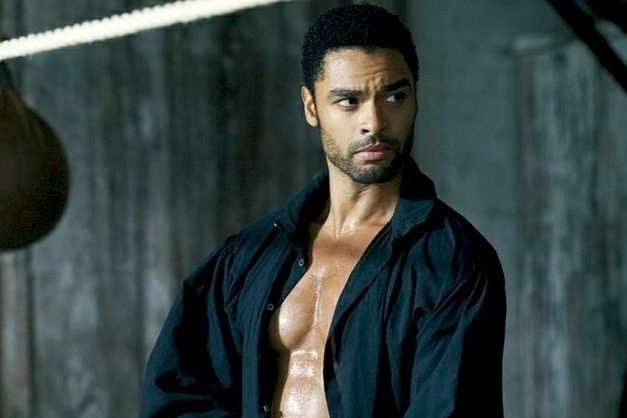 Nguoi soan ngoi dep trai nhat the gioi cua Robert Pattinson hinh anh