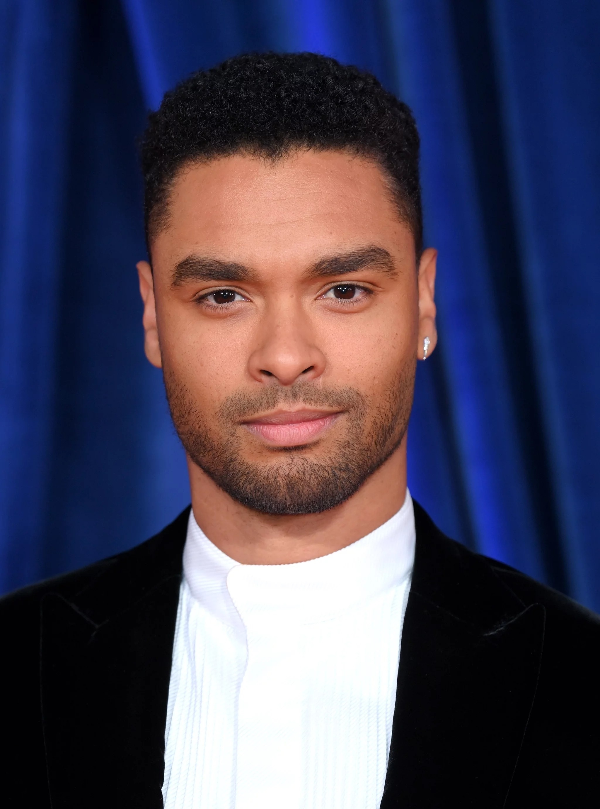 Nguoi dan ong dien trai anh 2