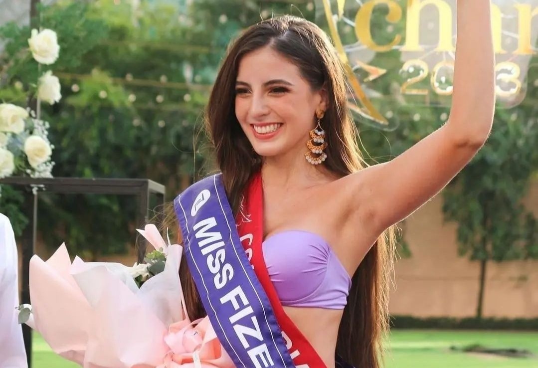 Vong thi ao tam o Miss Charm bi che lon xon hinh anh