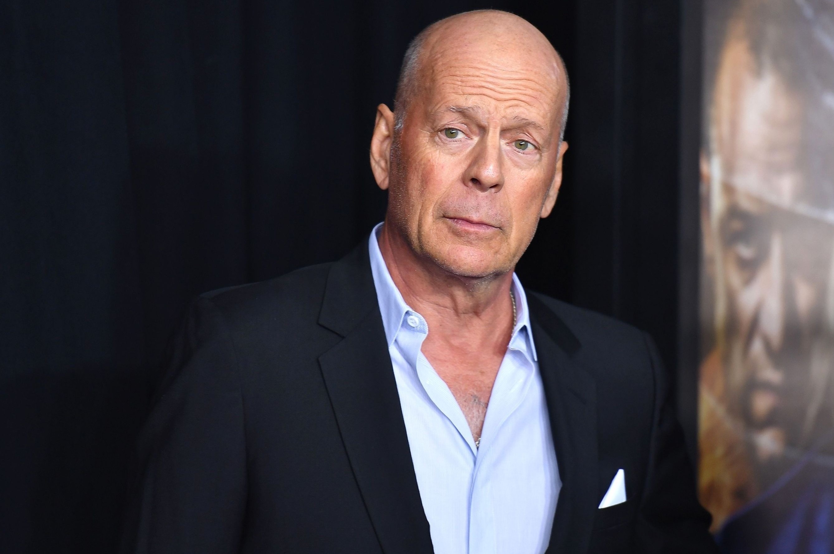 Bruce Willis dau don vi mac benh la hinh anh