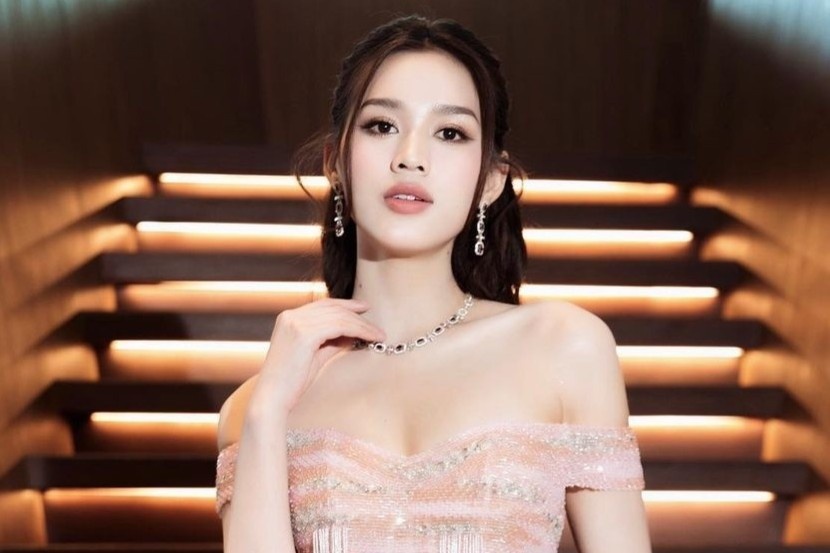 Do Thi Ha gay tranh luan khi lam giam khao Miss World Vietnam 2023 hinh anh