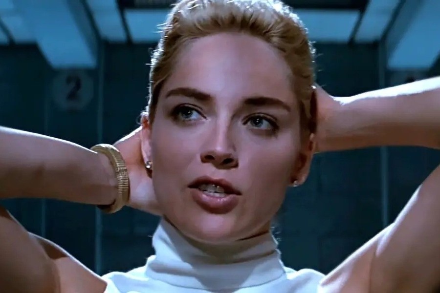 Sharon Stone mat quyen nuoi con vi canh phim khoa than hinh anh