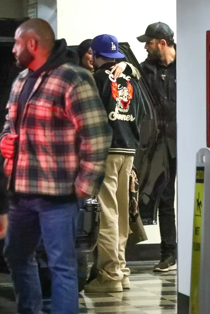 Kendall Jenner hẹn hò ảnh 2 Kendall Jenner hen ho anh 2