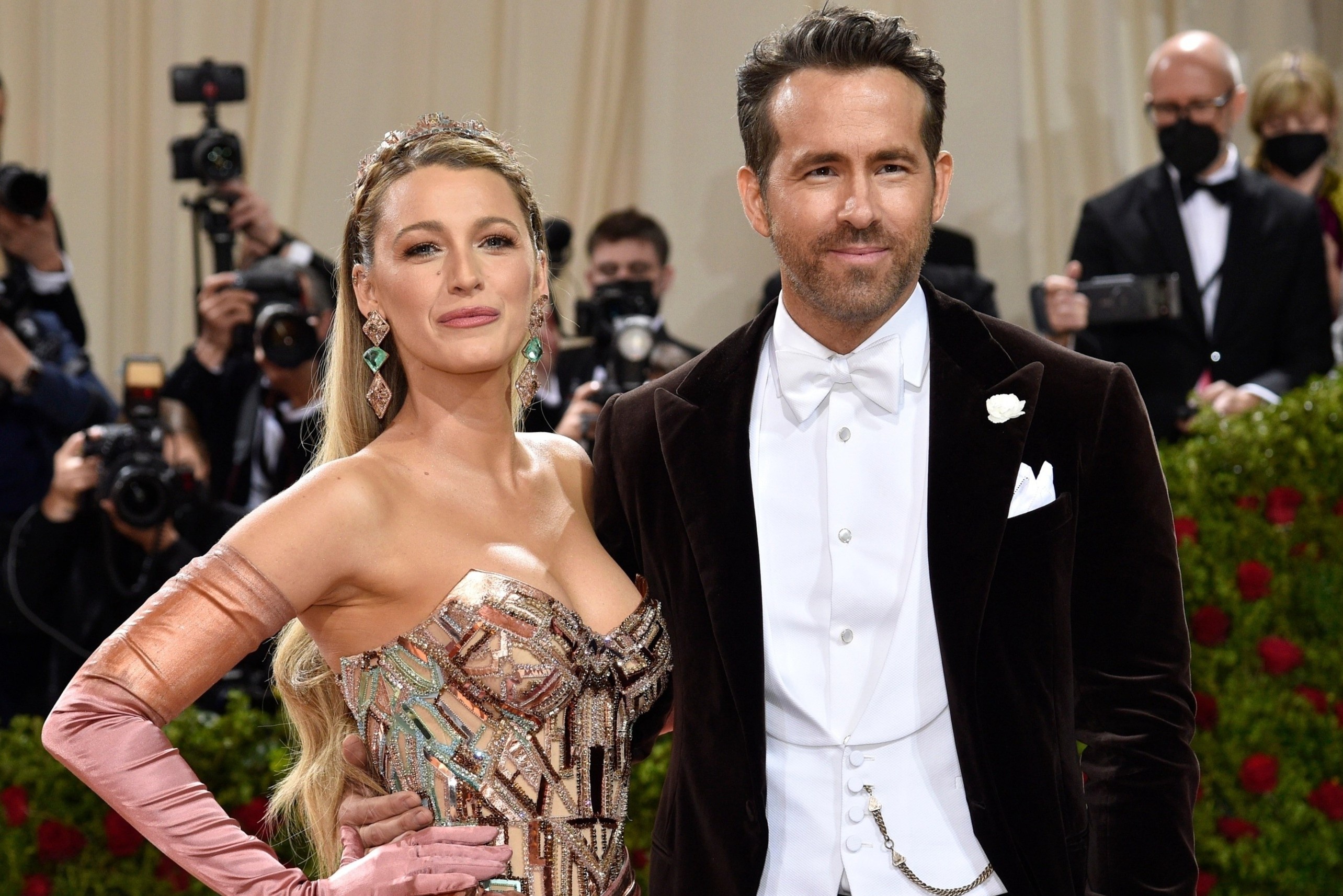 Thuong vu tri gia 1,35 ty USD cua tai tu 'Deadpool' hinh anh