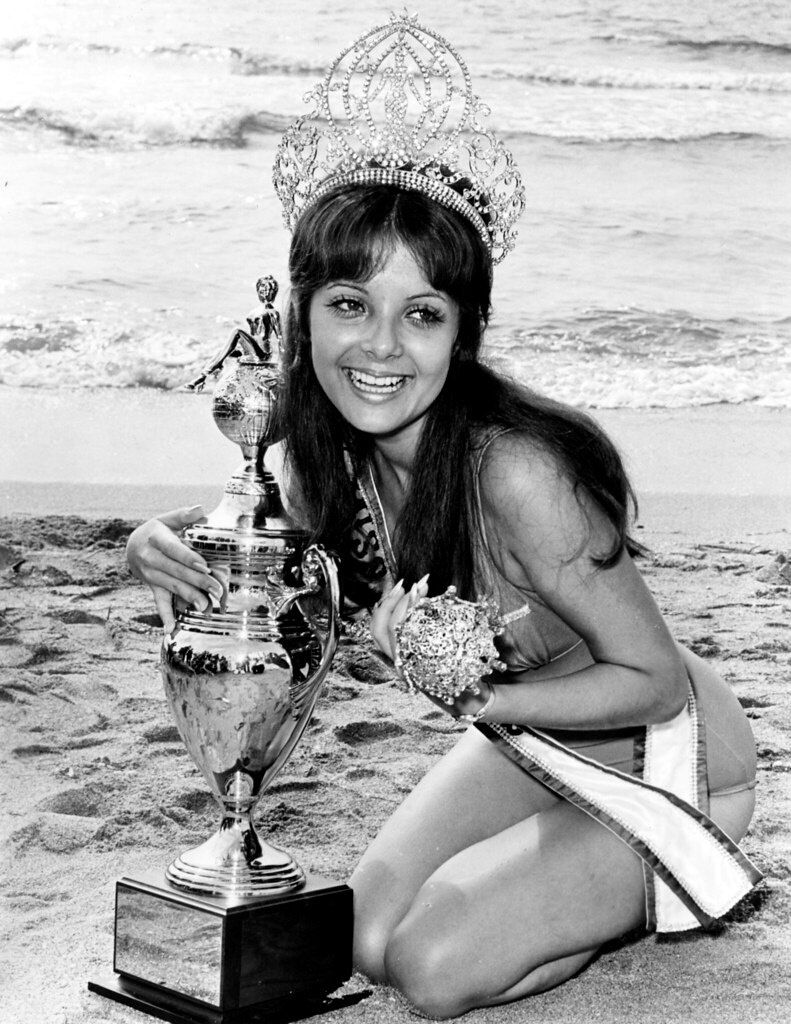 Hoa hau Hoan vu anh 1