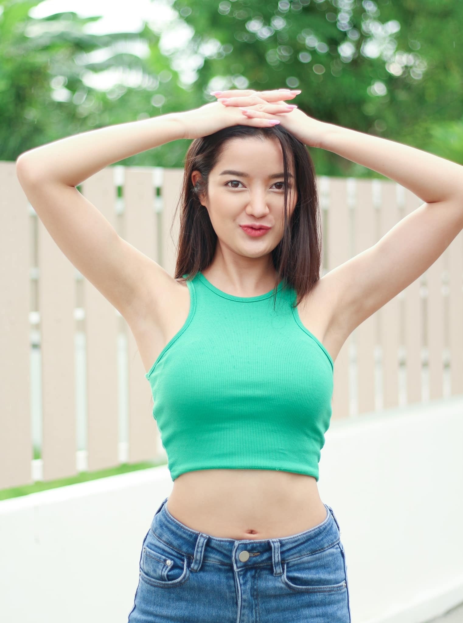 Hoa hau Thai Lan anh 8