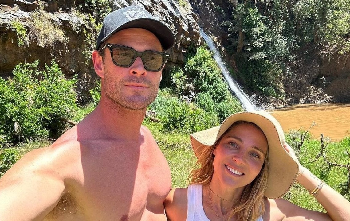 Vo chong 'Than Sam' Chris Hemsworth bi chi trich hinh anh