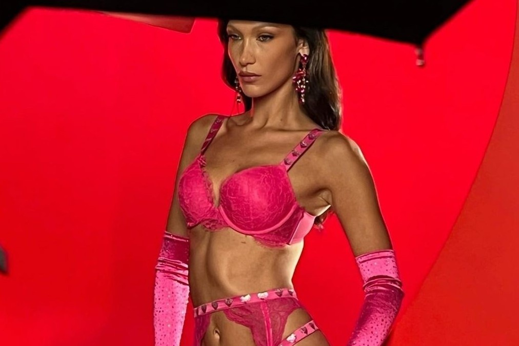 Mot mau sieu gay tro lai hinh anh